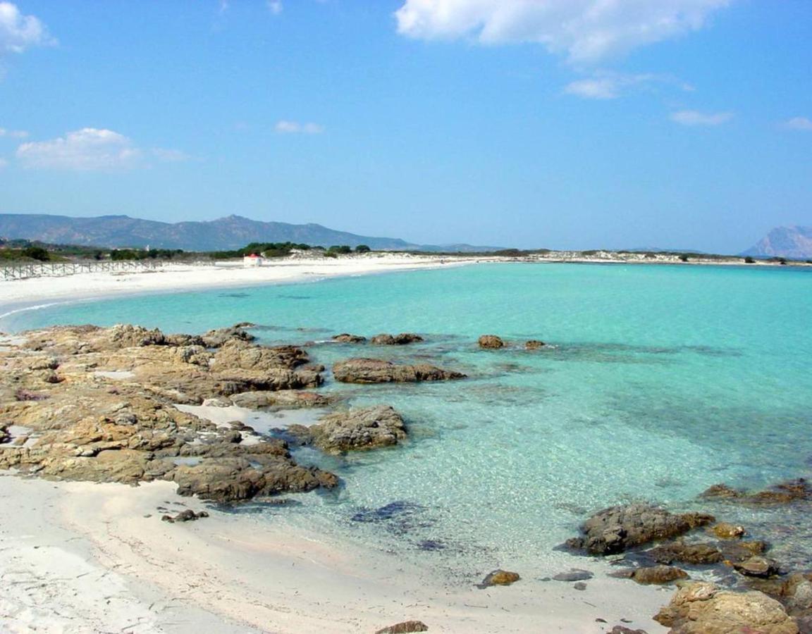 Appartamento Brezza Marina Budoni Esterno foto